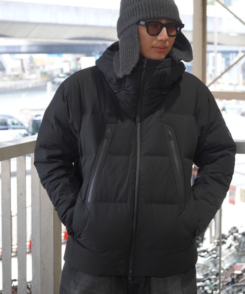 DESCENTE ALLTERRAIN（デサント　オルテライン）の「DESCENTE ALLTERRAIN/デサント オルテライン　OVERSIZED MOUNTAINEER  水沢ダウン オーバーサイズマウンテニア（ダウンジャケット/コート・メンズ・ブラック・X-LARGE/LARGE/MEDIUM/SMALL）」の16枚目の写真