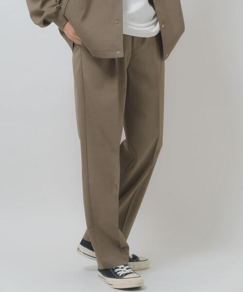 ITEMS URBANRESEARCH(アイテムズ アーバンリサーチ)の「『イージーケア/吸水速乾/接触冷感』高機能ドライタッチイージートラウザー(楽着シリーズ)(その他パンツ・メンズ・グレー/ベージュ/スミクロ/カーキ・LARGE/MEDIUM)」の15枚目の写真