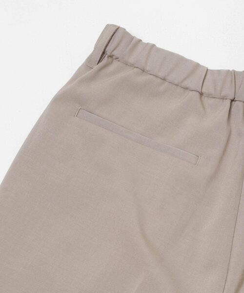 ITEMS URBANRESEARCH(アイテムズ アーバンリサーチ)の「『イージーケア/吸水速乾/接触冷感』高機能ドライタッチイージートラウザー(楽着シリーズ)(その他パンツ・メンズ・グレー/ベージュ/スミクロ/カーキ・LARGE/MEDIUM)」の7枚目の写真