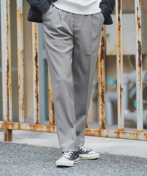 ITEMS URBANRESEARCH（アイテムズ アーバンリサーチ）の「高機能ドライタッチイージートラウザー（スラックス・メンズ・グレー/ベージュ/スミクロ/カーキ・LARGE/MEDIUM）」の2枚目の写真