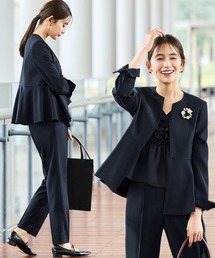 パンツスーツ ノーカラージャケット」に該当するレディース