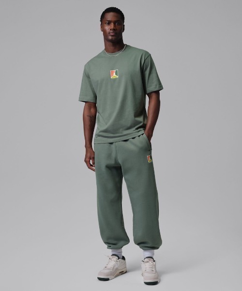 JORDAN BRAND(ジョーダンブランド)の「ジョーダン JORDAN ジョーダン BRK GFX パンツ(スウェットパンツ・メンズ・アーミー・S/M/L/XL/SS/2XL/3XL)」の3枚目の写真