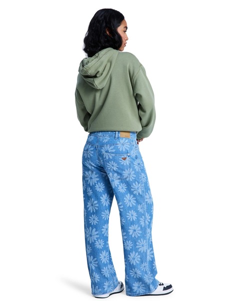 ROXY(ロキシー)の「ROXY ウィメンズ BOOGIE NIGHT MID SUR デニムパンツ 【2026年春夏モデル】/ロキシーフラワー柄デニムパンツ(デニムパンツ・レディース・ブルー・28inch/24inch/26inch)」の5枚目の写真