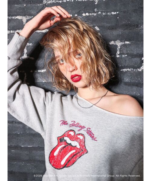 EVRIS(エヴリス)の「【ザ・ローリング・ストーンズ】ワンショルスウェット(スウェット・レディース・ブラック/グレー・FREE)」の13枚目の写真