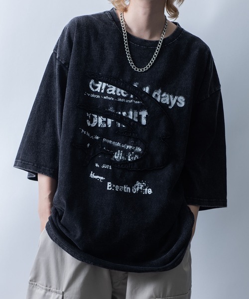 NOIZY(ノイジー)の「Chemical hard wash printed t-shirt/ケミカル ハードウォッシュ プリントTシャツ ピグメントTシャツ(Tシャツ/カットソー・メンズ・ブラック系その他/レッド/ブルー系その他/ブラック系その他2/ブラック/ネイビー・LARGE/MEDIUM)」の3枚目の写真