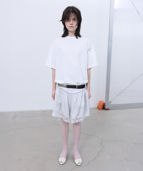 LCDC TM(エルシーディーシーティーエム)の「LACE TRIM JERSEY DRESS (WHITE)(ワンピース・レディース・その他・OS)」の1枚目の写真