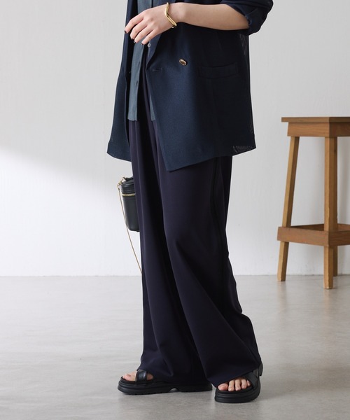 COLLAGE GALLARDAGALANTE（コラージュガリャルダガランテ）の「イージースラックス（スラックス・レディース・グレイッシュベージュ/ネイビー・FREE）」の16枚目の写真