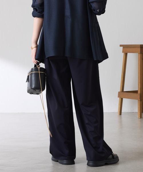 COLLAGE GALLARDAGALANTE（コラージュガリャルダガランテ）の「イージースラックス（スラックス・レディース・グレイッシュベージュ/ネイビー・FREE）」の18枚目の写真