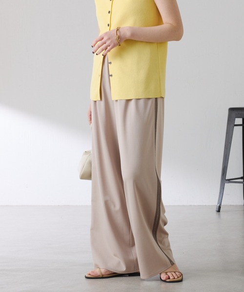 COLLAGE GALLARDAGALANTE（コラージュガリャルダガランテ）の「イージースラックス（スラックス・レディース・グレイッシュベージュ/ネイビー・FREE）」の5枚目の写真