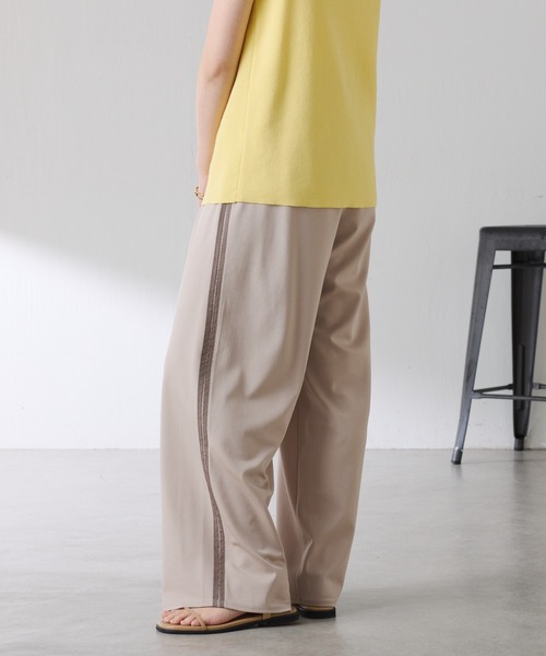 COLLAGE GALLARDAGALANTE（コラージュガリャルダガランテ）の「イージースラックス（スラックス・レディース・グレイッシュベージュ/ネイビー・FREE）」の6枚目の写真