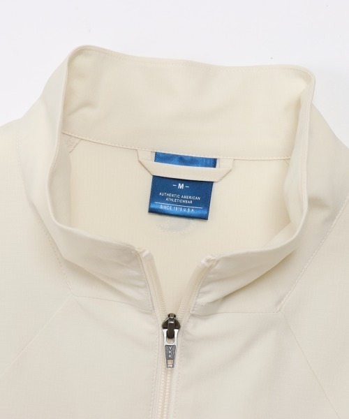 Champion（チャンピオン）の「チャンピオン  ZIP VEST（ベスト・レディース・ベージュ/ネイビー・M/L）」の6枚目の写真