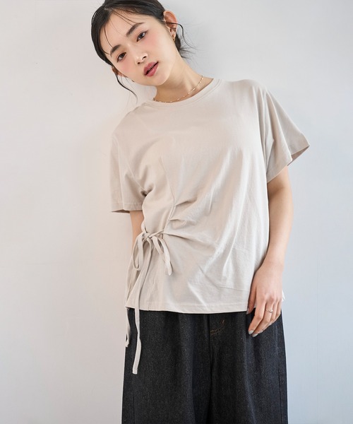mil(ミル)の「【コットン100%】 アシメデザイン サイドリボン Tシャツ 【587247】(Tシャツ/カットソー・レディース・オフホワイト/ブラック/サンドベージュ・ONESIZE)」の4枚目の写真