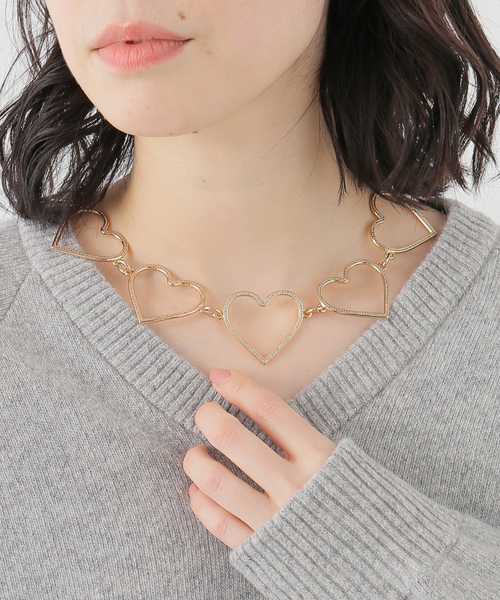 BASICKS(ベイシックス)の「BASICKS / ベイシックス Gold Heart Mega Necklace(ネックレス・レディース・ゴールド/シルバー・FREE)」の4枚目の写真