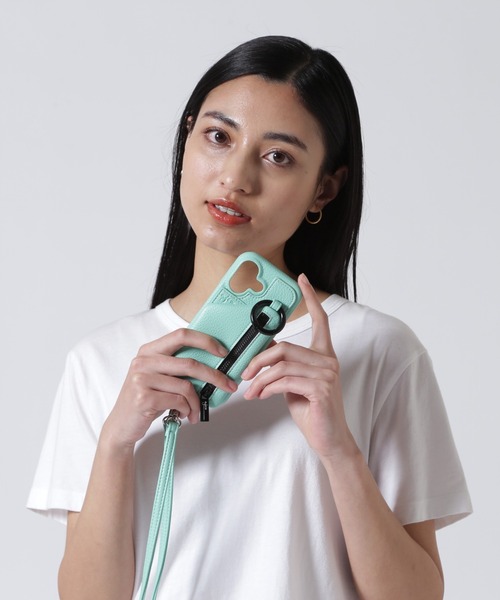 ajew（エジュー）の「ajew/エジュー/別注【ひも付き】iPhone17/17Pro（スマホケース/カバー・レディース・ブラック/グレー系その他/アクア・1/2）」の5枚目の写真