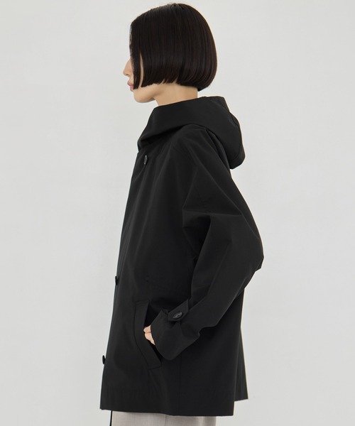 VACHEMENT(ヴァシュモン)の「【VACHEMENT/ヴァシュモン】リサイクルナイロンタスランレイヤードブルゾン(ブルゾン・レディース・ブラック/ライトベージュ・FREE)」の8枚目の写真