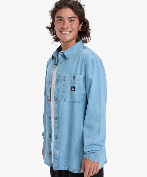 Quiksilver(クイックシルバー)の「Quiksilver メンズ BOZEMAN DENIM LS SHIRT シャツ/ヴィンテージライクデニムシャツ(シャツ/ブラウス・メンズ・ブルー・MEDIUM)」の1枚目の写真