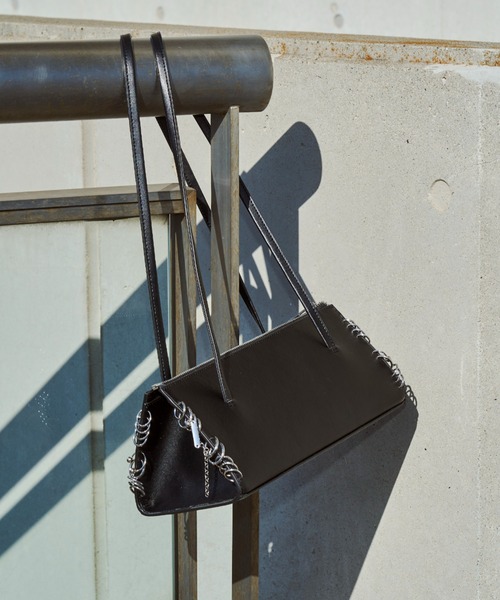 JOSE MOON(ジョゼムーン)の「DISTORTION SHOULDER BAG/ディストーションショルダーバッグ(ショルダーバッグ・レディース・ブラック・FREE)」の2枚目の写真