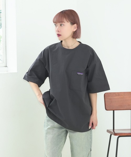 ragged mountain(ラギットマウンテン)の「【RAGGED MOUNTAIN/ラギットマウンテン】【驚きの軽さ・エアライト】BARTLETT/バートレット オーバーサイズ ポケットTシャツ ストレッチ・速乾 涼しい・ベタつかない 吸汗(Tシャツ/カットソー・メンズ・チャコールグレー/ブラック/カーキ/ネイビー・X-LARGE/LARGE/MEDIUM)」の19枚目の写真