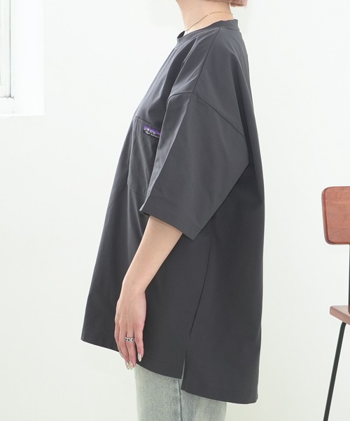 ragged mountain(ラギットマウンテン)の「【RAGGED MOUNTAIN/ラギットマウンテン】【驚きの軽さ・エアライト】BARTLETT/バートレット オーバーサイズ ポケットTシャツ ストレッチ・速乾 涼しい・ベタつかない 吸汗(Tシャツ/カットソー・メンズ・チャコールグレー/ブラック/カーキ/ネイビー・X-LARGE/LARGE/MEDIUM)」の21枚目の写真