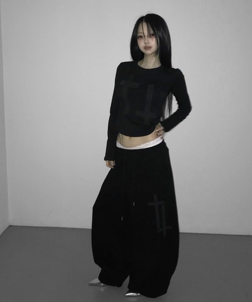 THEAIRTOWN(ジエアタウン)の「go square jogger pt(スウェットパンツ・レディース・ブラック/ホワイト・FREE)」の19枚目の写真