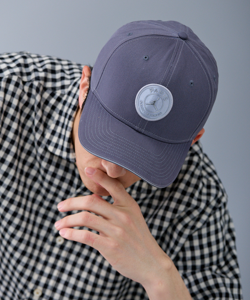 JORDAN BRAND(ジョーダンブランド)の「【NIKE / ナイキ】U J RISE CAP S CB PSG(キャップ・メンズ・ネイビー/ホワイト・FREE)」の2枚目の写真
