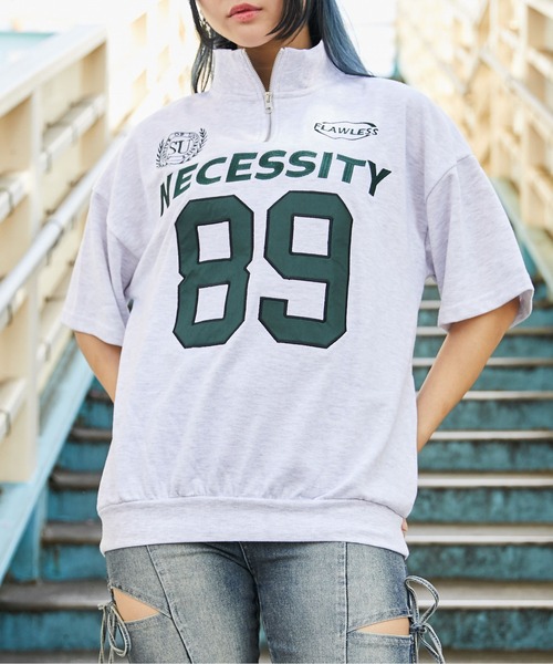 GORGE(ゴージ)の「《ナンバーロゴ×ハーフジップ》ビッグシルエットTシャツ/ストリート/春夏秋/全3色(Tシャツ/カットソー・レディース・ピンク/グリーン/ネイビー・F)」の2枚目の写真
