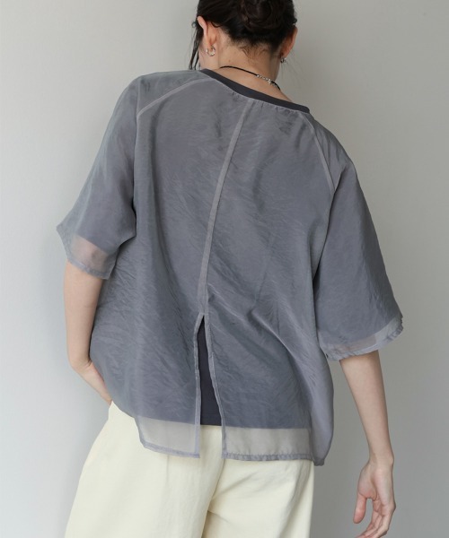 Bab（バブ）の「シアーレイヤードライクカットソー（Tシャツ/カットソー・レディース・チャコールグレー/グリーン/アイボリー/モカ・FREE）」の2枚目の写真
