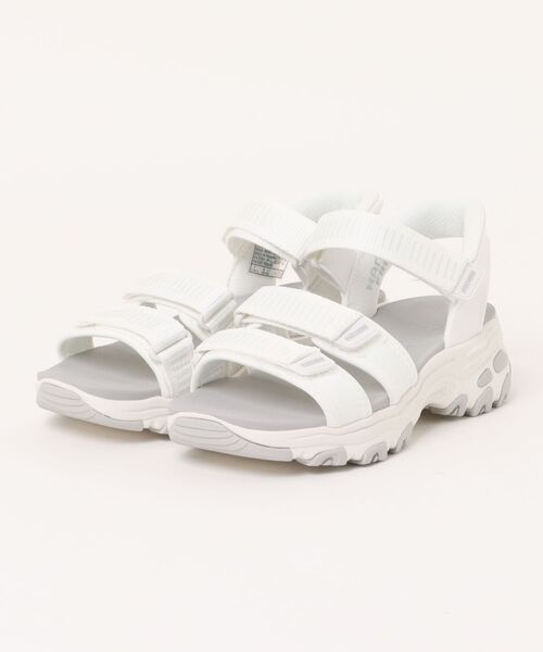 SKECHERS（スケッチャーズ）の「《SKECHERS》D'LITES SANDAL - CLASSIC CATC（サンダル・レディース・ブラック/ホワイト・23.0cm/24.0cm/25.0cm/22.0cm）」の2枚目の写真