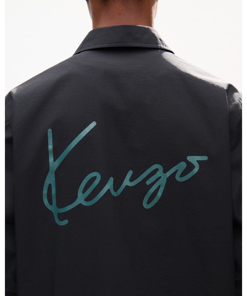 KENZO(ケンゾー)の「'KENZO Signature' ライト コーチ ジャケット イン コットン ナイロン(ブルゾン・メンズ・ブラック系その他・SMALL/MEDIUM/LARGE)」の4枚目の写真