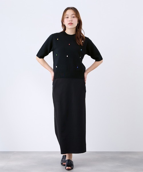 QUEENS COURT(クイーンズコート)の「カラービジューハーフスリーブニット(ニット/セーター・レディース・ブラック/オフホワイト・M)」の8枚目の写真