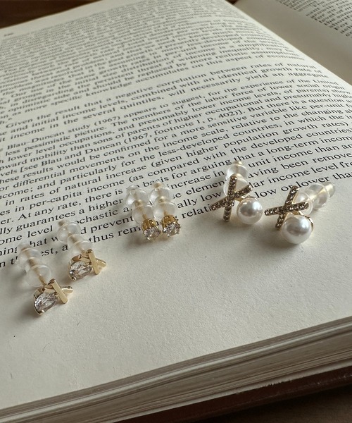 apres jour clair(アプレジュールクレア)の「【apres jour clair】3セットデザインピアス(ピアス(両耳用)・レディース・シルバー/その他/ライトホワイト/ゴールド・FREE)」の4枚目の写真