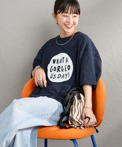 FUNG（ファング）の「[FUNG/ファング] GORGEOUS SB カットオフ プリントTシャツ（Tシャツ/カットソー・レディース・ホワイト/ネイビー・M）」の2枚目の写真