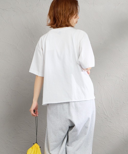 FUNG（ファング）の「[FUNG/ファング] GORGEOUS SB カットオフ プリントTシャツ（Tシャツ/カットソー・レディース・ホワイト/ネイビー・M）」の14枚目の写真