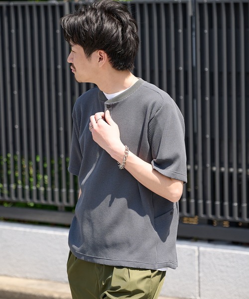 narifuri(ナリフリ)の「【narifuri】マルチワッフルヘンリーネックTシャツ NF1224(Tシャツ/カットソー・メンズ・チャコールグレー/ライトグレー/ホワイト/ブラック/ターコイズブルー・M/XL/S/L)」の4枚目の写真