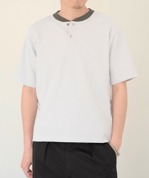 narifuri(ナリフリ)の「【narifuri】マルチワッフルヘンリーネックTシャツ NF1224(Tシャツ/カットソー・メンズ・チャコールグレー/ライトグレー/ホワイト/ブラック/ターコイズブルー・M/XL/S/L)」の2枚目の写真