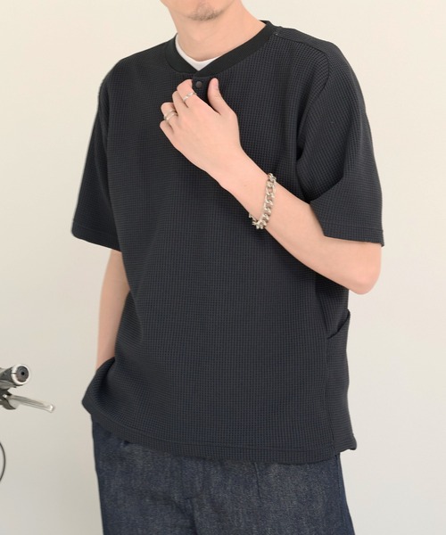 narifuri(ナリフリ)の「【narifuri】マルチワッフルヘンリーネックTシャツ NF1224(Tシャツ/カットソー・メンズ・チャコールグレー/ライトグレー/ホワイト/ブラック/ターコイズブルー・M/XL/S/L)」の20枚目の写真