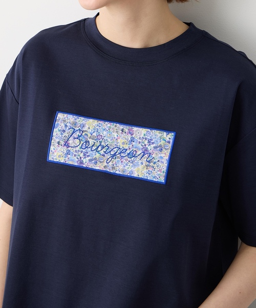 Petit Honfleur(プチオンフルール)の「【Liberty】リバティプリントロゴ刺しゅうTシャツ【オーガニックコットンブレンド・UVカット・接触冷感】(Tシャツ/カットソー・レディース・ホワイト/ネイビー・M/L)」の14枚目の写真