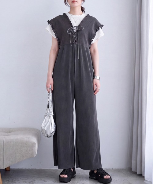 SELECT LEVERY(セレクトリベリー)の「ポケット付き セルフカット 2wayギャザーミニプリーツオールインワン(サロペット/オーバーオール・レディース・チャコール/グレイッシュベージュ/ブラック・FREE)」の10枚目の写真