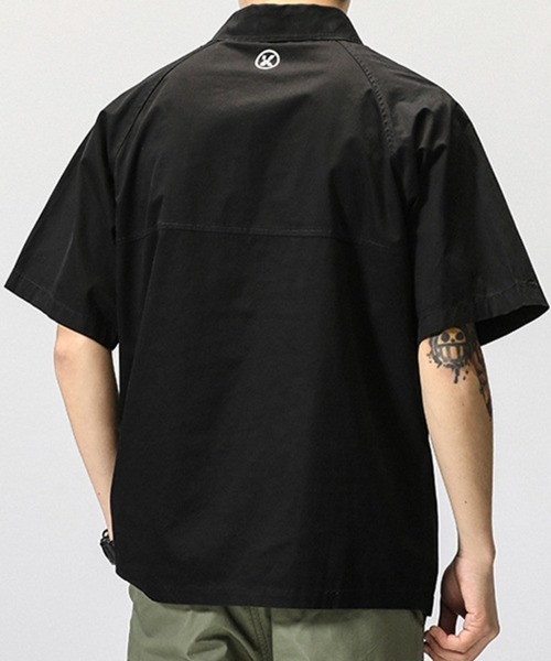 KELVIN(ケルヴァン)の「Pullover Short Sleeve Tech Shirt プルオーバー 半袖テックシャツ(シャツ/ブラウス・メンズ・グレー/ブラック・MEDIUM/LARGE)」の3枚目の写真