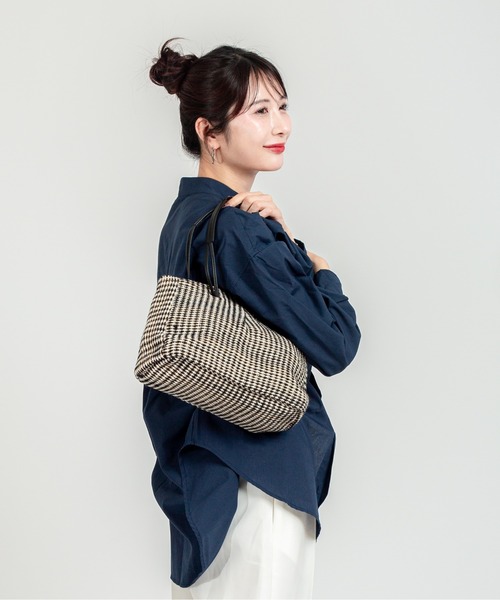 TARANGO(タランゴ)の「【TARANGO】麻ジュート×本革バッグ トートバッグ(かごバッグ・レディース・ホワイト×ブラック/ブラウン系その他/ブラック×ホワイト・FREE)」の11枚目の写真