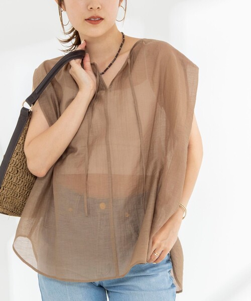 NOLLEY’S(ノーリーズ)の「【WEB限定】ウォッシャブルライトカールマイヤーノースリーブオーバーブラウス(シャツ/ブラウス・レディース・ブラック/オレンジ/ブラウン・38)」の2枚目の写真