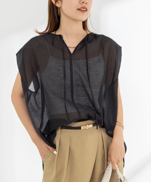 NOLLEY’S(ノーリーズ)の「【WEB限定】ウォッシャブルライトカールマイヤーノースリーブオーバーブラウス(シャツ/ブラウス・レディース・ブラック/オレンジ/ブラウン・38)」の9枚目の写真