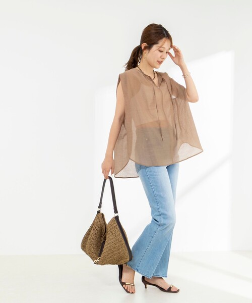 NOLLEY’S(ノーリーズ)の「【WEB限定】ウォッシャブルライトカールマイヤーノースリーブオーバーブラウス(シャツ/ブラウス・レディース・ブラック/オレンジ/ブラウン・38)」の15枚目の写真