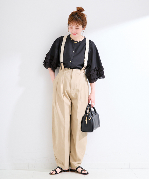 B.C STOCK（ベーセーストック）の「《追加》手洗い可 / UVcare / 接触冷感 / add Function フリル袖ブラウス（シャツ/ブラウス・レディース・ホワイト/ベージュ/ブラック・FREE）」の4枚目の写真