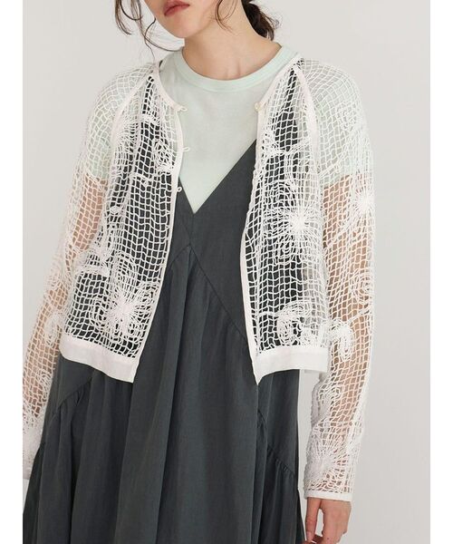 FIKA.（フィーカ）の「Flower mesh knit cardigan（シャツ/ブラウス・レディース・ブラック/ホワイト・MEDIUM）」の6枚目の写真