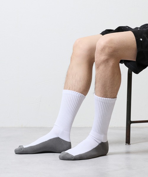 NUMBER (N)INE(ナンバーナイン)の「100% FINE COTTON 2-PACK PLAIN TWO-TONE RIB SOCKS / ファイン コットン100% 2パック プレーン ツートーン リブ ソックス(ソックス/靴下・メンズ・ブラック×グレー/ホワイト×グレー・25~27cm)」の7枚目の写真