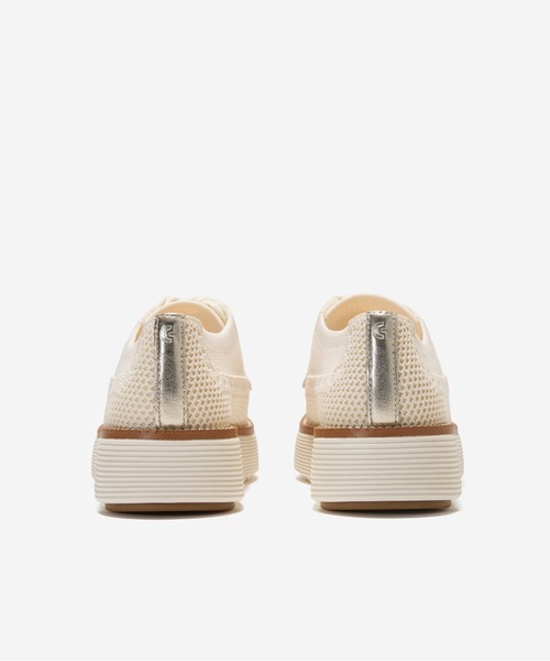 COLE HAAN(コールハーン)の「グランド シティモーション スティッチライト オックスフォード womens(ドレスシューズ・レディース・ホワイト・5/5.5/6/6.5/7/7.5/8/8.5)」の4枚目の写真