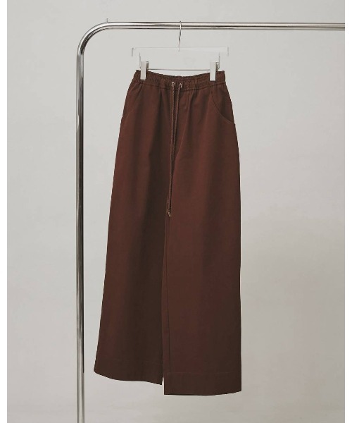 TODAYFUL(トゥデイフル)の「TODAYFUL Easy Chino Pants(その他パンツ・レディース・ブラウン/オフホワイト/ブラック・38/36)」の6枚目の写真