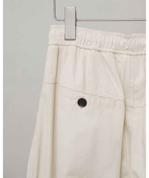 TODAYFUL(トゥデイフル)の「TODAYFUL Easy Chino Pants(その他パンツ・レディース・ブラウン/オフホワイト/ブラック・38/36)」の8枚目の写真