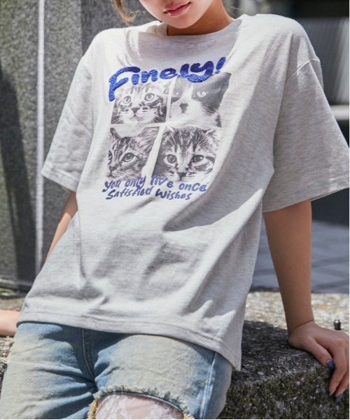 GORGE(ゴージ)の「《ネコフォト・サガラロゴ》プリントTシャツ/カジュアル×ストリート/春夏/全3色(Tシャツ/カットソー・レディース・オフホワイト/チャコール/オートミール・F)」の3枚目の写真
